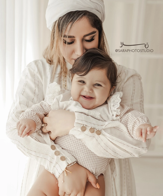 عکاسی کودکانه با مادر