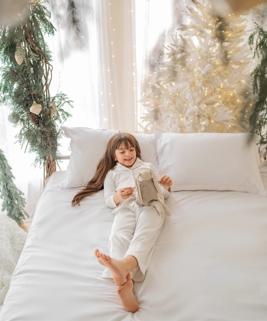 عکاسی کودکانه در تخت خواب