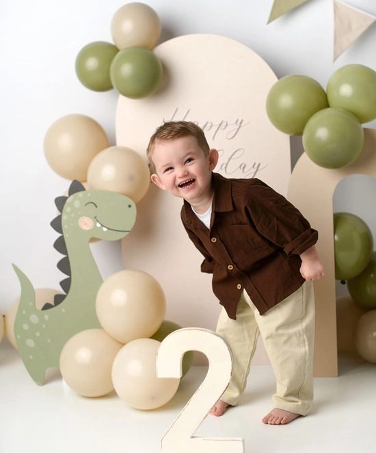 عکاسی با بادکنک‌های کوچک و رنگی