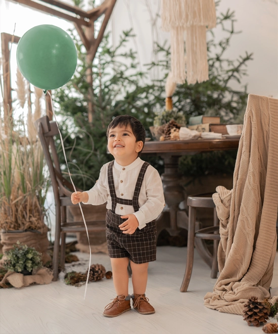 ژست عکاسی پاییزی با بادکنک