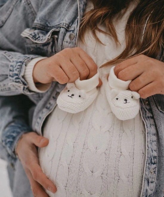 عکاسی بارداری در منزل