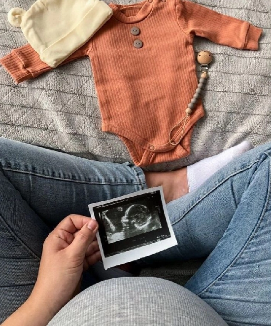 عکاسی بارداری در منزل