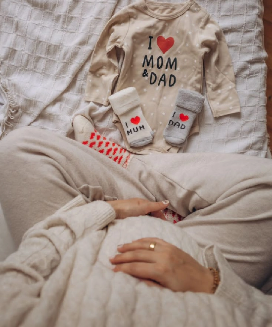 عکاسی بارداری در منزل