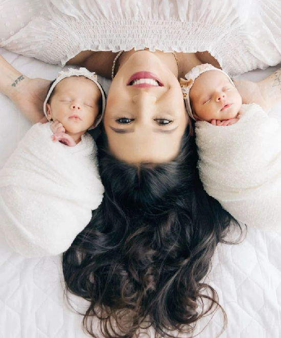 عکاسی از نوزاد دو قلو