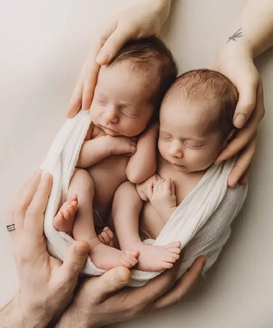 عکاسی از نوزاد دو قلو
